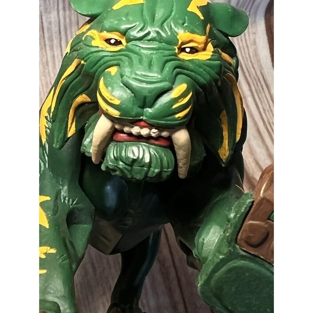 Vintage 2001 Mattel He-Man Masters of the Universe 'BATTLE CAT' Action Figure